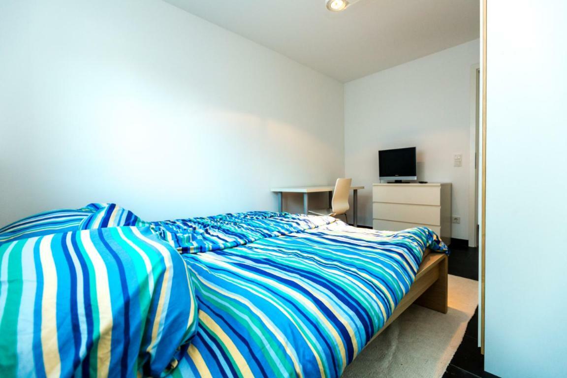 House In Cologne Apartment Exterior photo