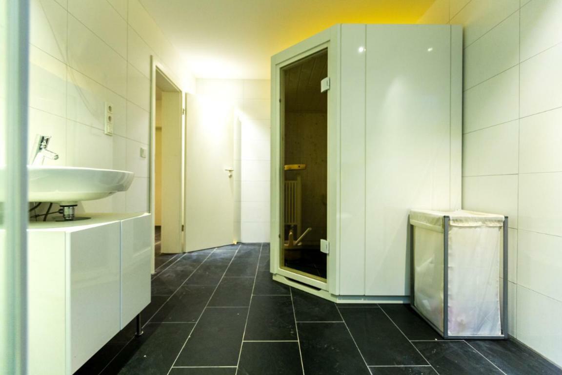 House In Cologne Apartment Exterior photo
